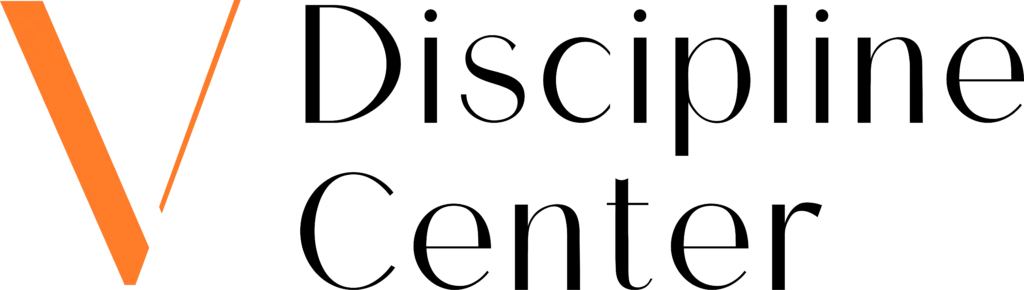 logotipo discipline center negro